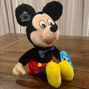 Vtg Disney Mickey &Pals Plush - Black, Yellow, Red, Peach